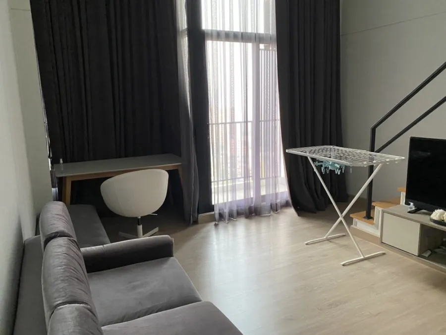 For rent Knightsbridge Tiwanon ห้อง Duplex ชั้น 19 ได้วิวสูง เฟอร์นิเจอร์ Build-in รีบมาจองด่วนๆ