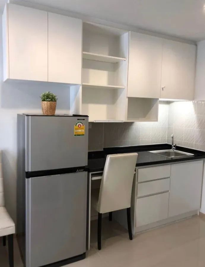 Condo for rent: Rich Park @ Taopoon Interchange. Fully furnished and ready to move in. Just bring your belongings.