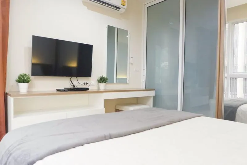 ขาย Happy Condo Ladprao 101 ห้องสวย ระเบียงหันไปทางทิศตะวันออก พร้อมเฟอร์เเละเครื่องใช้ครบ