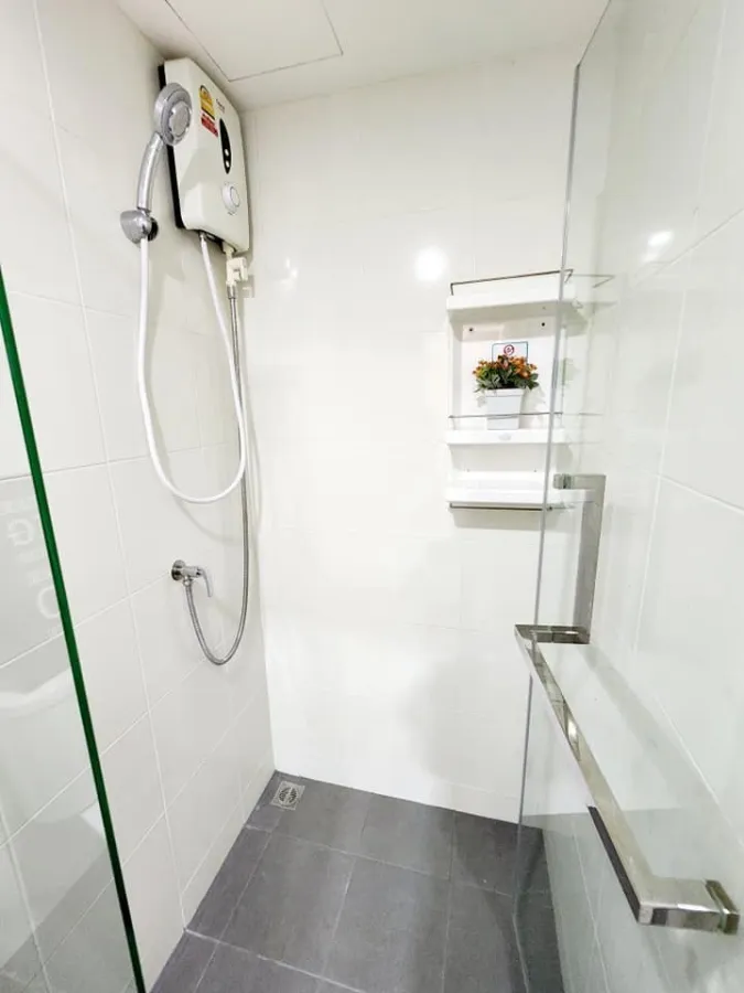 For rent: Notting Hill Sukhumvit-Phraeksa, open view, fully furnished, lots of storage space, urgent