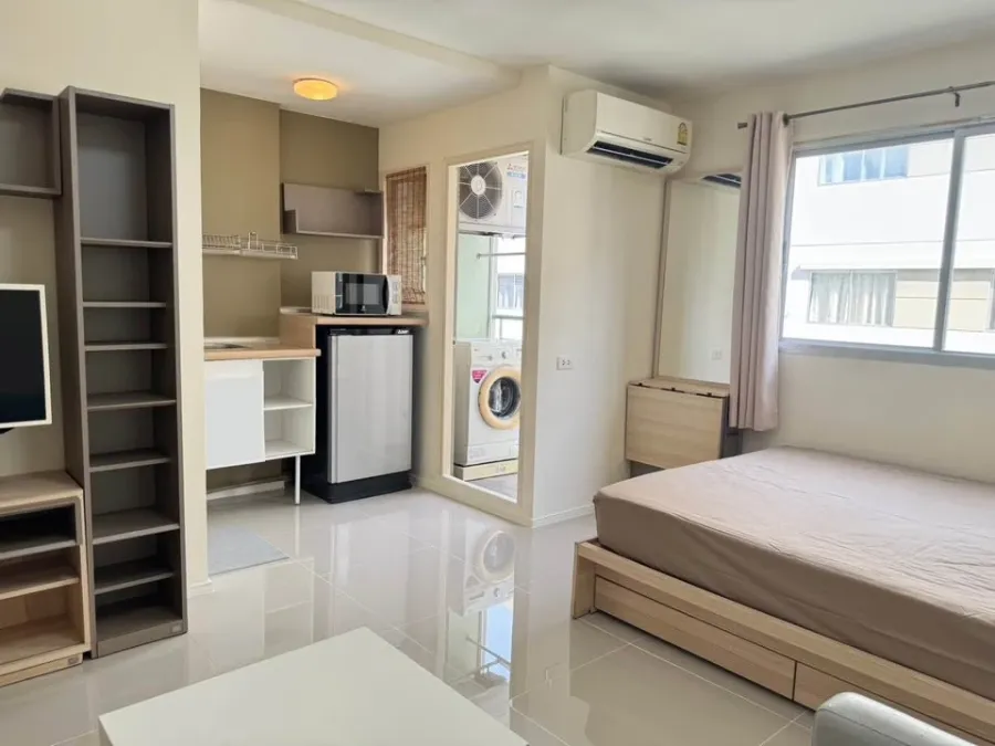 For sale or rent: Lumpini Township Rangsit Klong 1, studio apartment, fully furnished. Just bring your bags and move in!