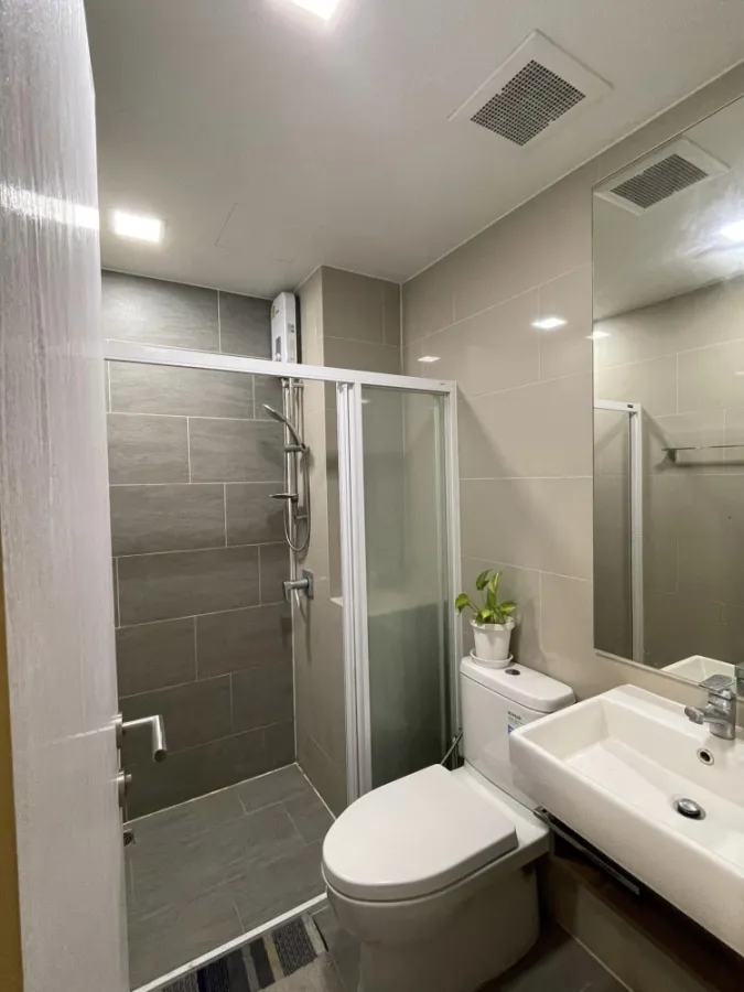 For rent, Modiz Station, 7th floor, beautiful room, fully furnished, very inviting, say you don't miss it, book now, hurry up.