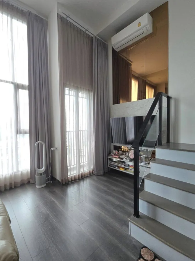 For sale: Knightsbridge Space Ratchayothin, Duo Space room, 17th floor, unblocked view, good built-in, good location like this, buy.