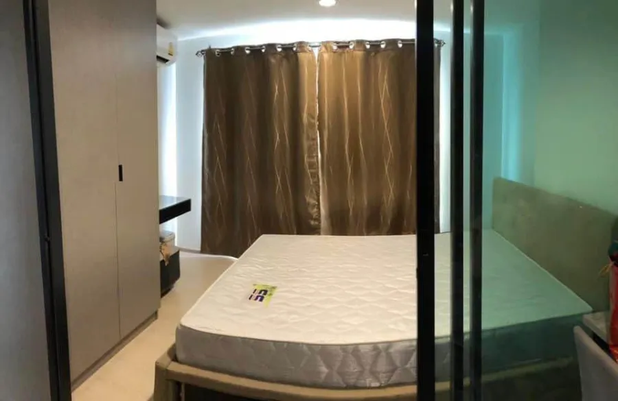 For rent Rise rama9 ห้องกั้นเป็นสัดส่วน แบ่งโซนลงตัว ราคาจับต้องได้ บอกเลยว่าห้ามพลาดเด็ดขาด