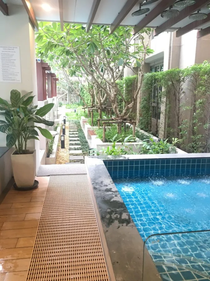 Condo for rent, Amaranta Residence, Low rise, decorated with awesome built-ins, very livable, just carry your bags and move in.