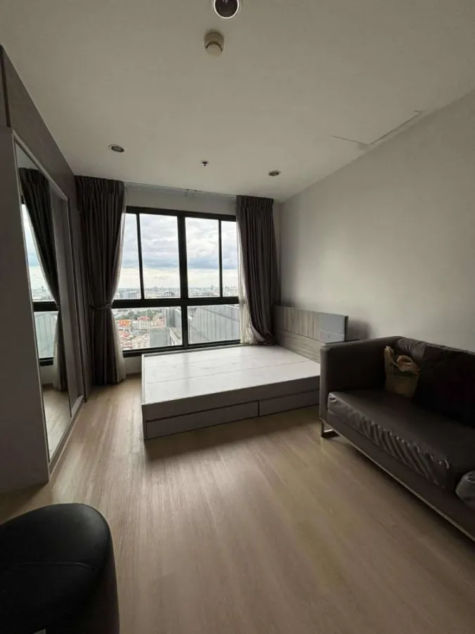 Condo for sale, Ideo Sathorn-Thapra, 31st floor, good view, near BTS, convenient transportation, good price, don't wait!