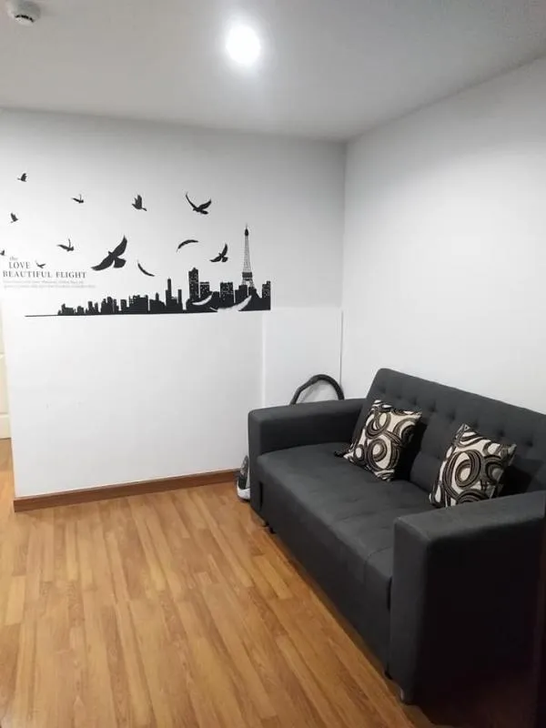 Condo for rent, Regent Home 18 Chaengwattana, nice room, fully furnished, finish here, hurry up and become the owner.