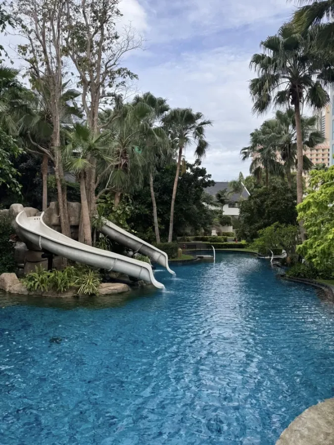 ให้เช่า The Riviera Jomtien Pattaya ห้องชั้นสูง พร้อมเข้าอยู่ ห้องกว้างอยู่สบาย จองเลย