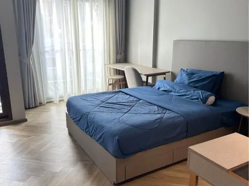 For rent: Chapter Thonglor 25, a nice room, fully furnished, electrical appliances, just come and move in.