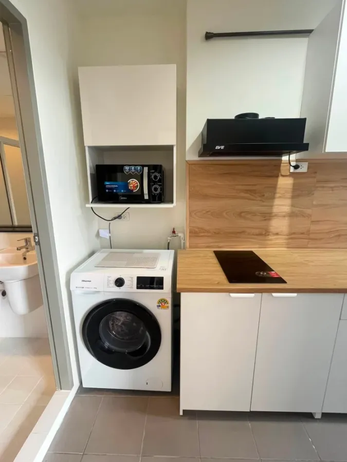 Condo for rent, The Tree Bang Pho Station, 15th floor, corner unit, no adjacent units, Chao Phraya River view, good ventilation, cool and comfortable.