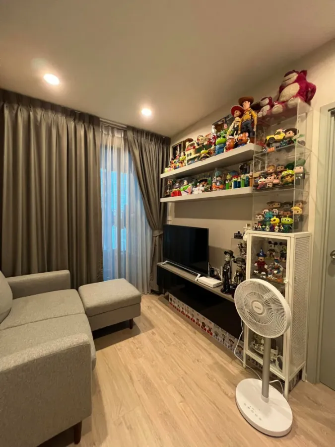 ขาย ไอดีโอ วุฒากาศ ชั้น 23 วิวสระว่ายน้ำ ห้องสวย พร้อมเฟอร์นิเจอร์และเครื่องใช้ไฟฟ้าครบครัน จองเลย
