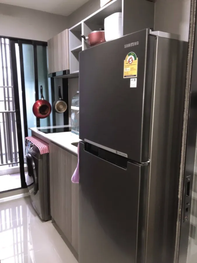 For rent: The Origin Ramintra 83 Station, a nice room, comes with furniture and complete facilities. Book now.