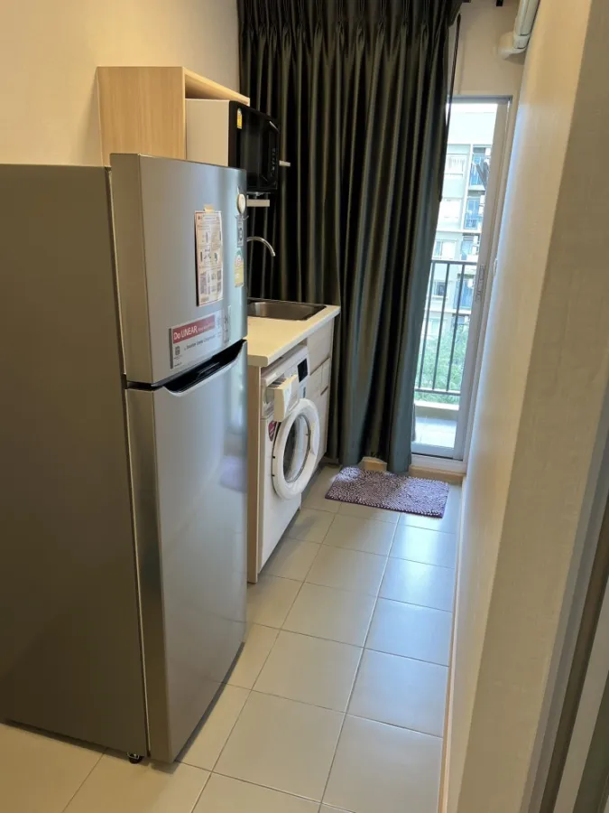 Beautiful room, fully furnished, pool view, clean room, for rent Plum Condo Rangsit Alive Phase 1 This room is complete, you should not miss it.