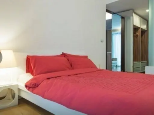 Urgent sale Via 31, 2nd floor, fully furnished, quiet, private, great price, don't miss !! images