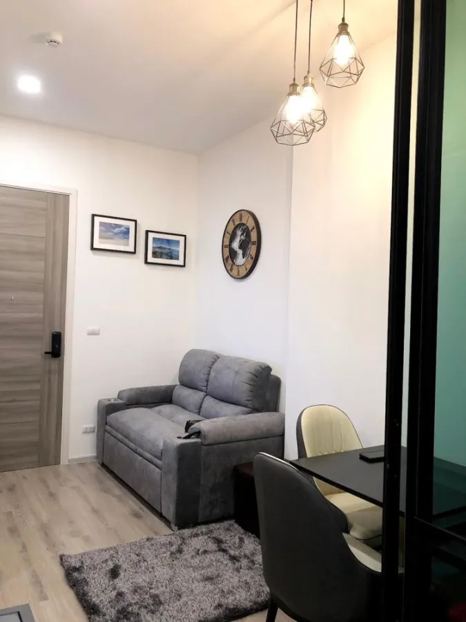 For rent: Knightsbridge Collage Ramkhamhaeng, furnished room, ready to move in, complete here, don't miss it.
