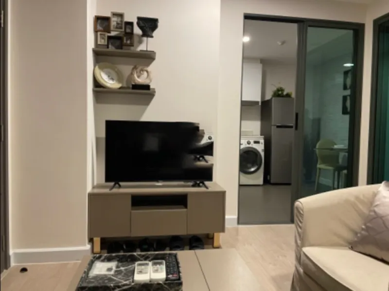 ให้เช่า คอนโด เมโทร ลักซ์ โรสโกลด์ พหลฯ-สุทธิสาร ห้องสวย กว้างขวาง ใกล้บีทีเอส เดินทางสะดวก อย่ารอช้