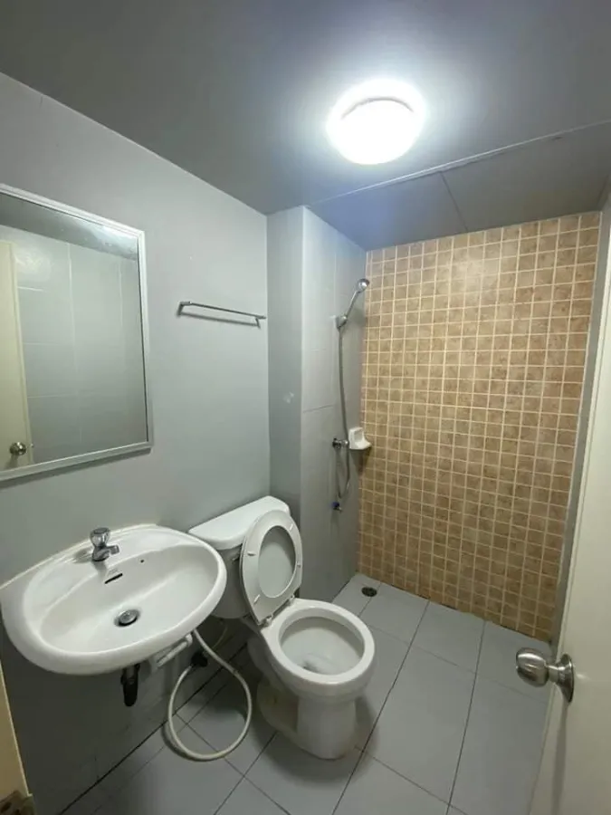 Condo for sale, Lumpini Township, Rangsit, Khlong 1, empty room, decorated as you wish, high floor, beautiful view, good price, hurry to book