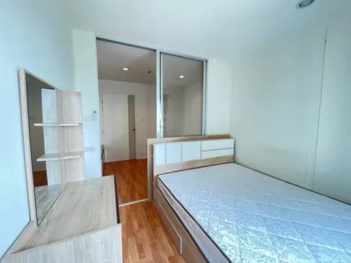 Condo for rent, Lumpini Ville Nakhon In-River View, high floor, high view, fully furnished, don't miss it, book now.