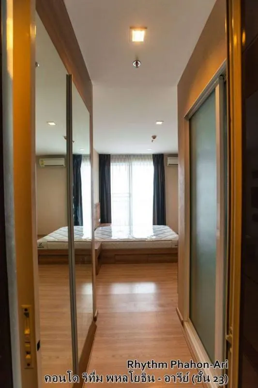 Rhythm Phahon-Ari for sale, new room, 1 bedroom, fully furnished, corner room, great view, hurry up, don't miss it.