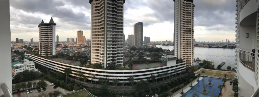 Condo for rent, Supalai River Resort, north side, studio room. View of the Chao Phraya River. Don't wait.