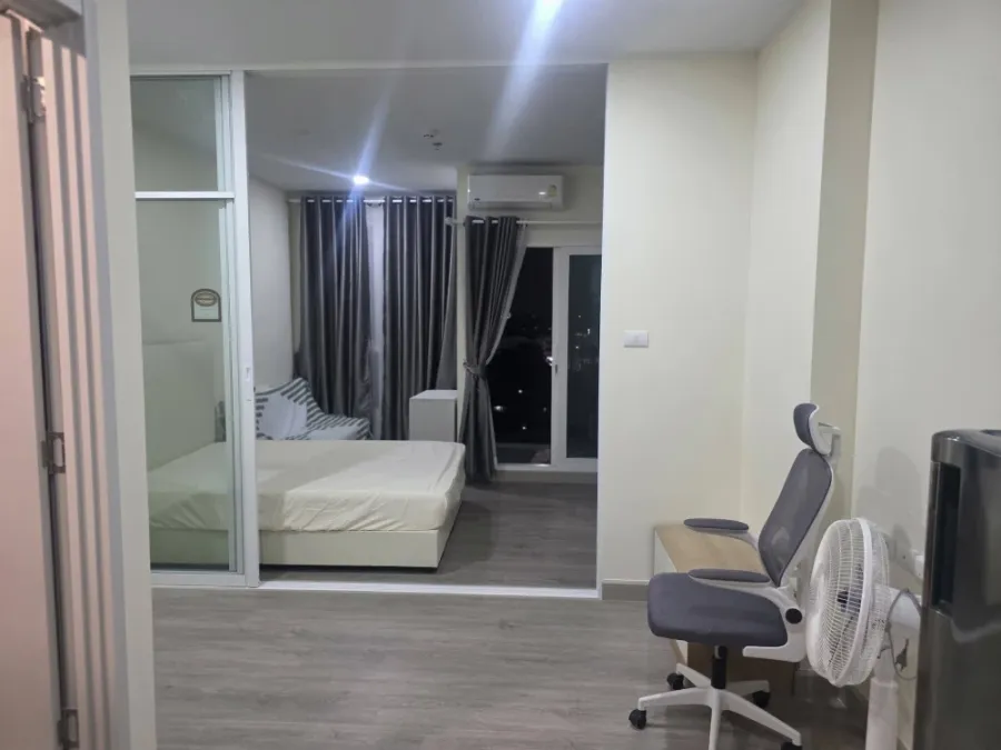 ให้เช่า Supalai Loft Phasi Charoen Station ห้องกว้างขวางน่าอยู่ เฟอร์พร้อม จองเลย