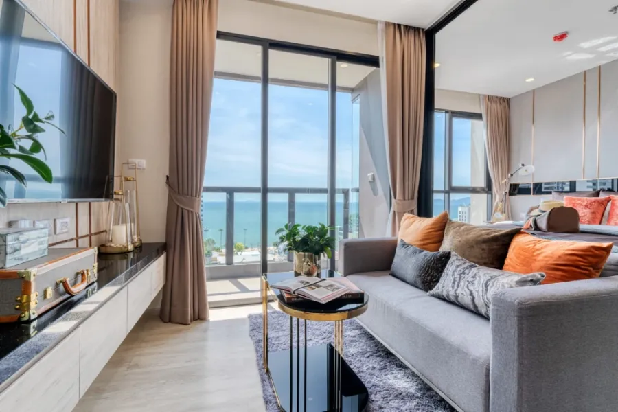 For rent PANORA PATTAYA, one-bedroom room, Sea view, can see the sea from the bedroom, don't miss it.
