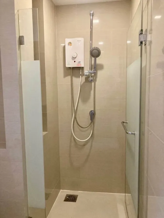 For rent: The Nest Sukhumvit 64, 1 bedroom, 1 bathroom, decorated in a controlled tone, comes with a complete set of furniture. Don't miss it.