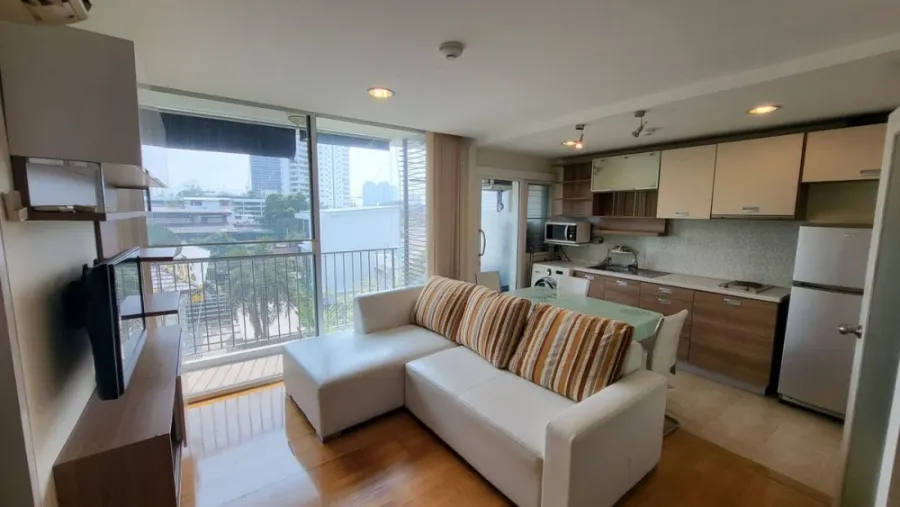 For rent: THE FINE @ River, 4th floor, fully furnished. Book now!