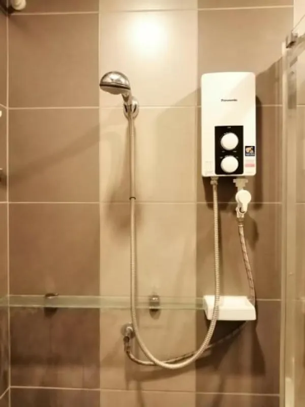 For Rent Motif Condo สาทร–วงเวียนใหญ่ ห้องสวยพร้อมอยู่ พื้นที่แบ่งเป็นสัดส่วน ราคาสบายกระเป๋า รีบเลย