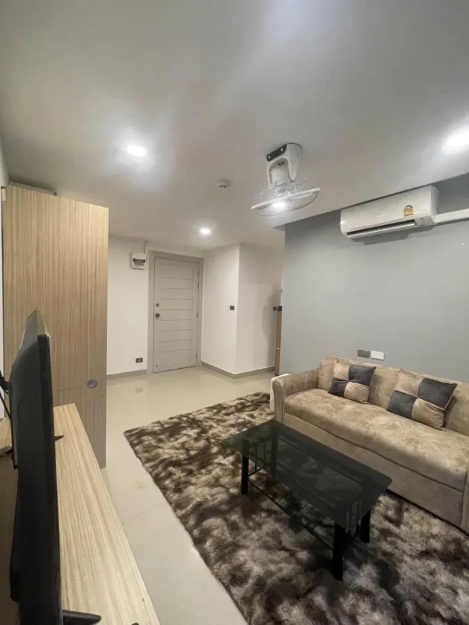 ให้เช่า Porch Land 2 Jomtien Resort ชั้น 2 ห้องตกแต่งครบ กั้นอย่างดี น่าอยู่สุดๆ ไม่จองแล้วจะเสียใจ