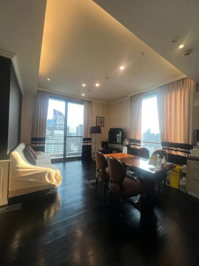Quattro By Sansiri 2-bedroom apartment for rent. High floor, unobstructed view, fully furnished. Book now, don't wait!