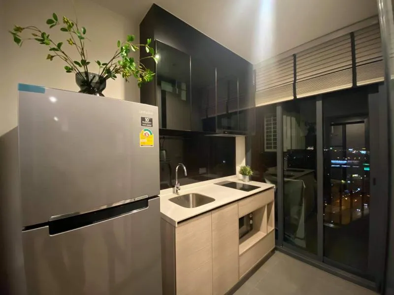 เช่า the base garden rama9 13,000฿/month