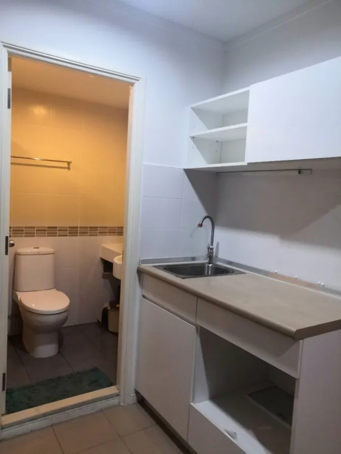 Condo for rent, Lumpini Park Rama 9 - Ratchada, 12th floor, fully furnished, built in. If interested