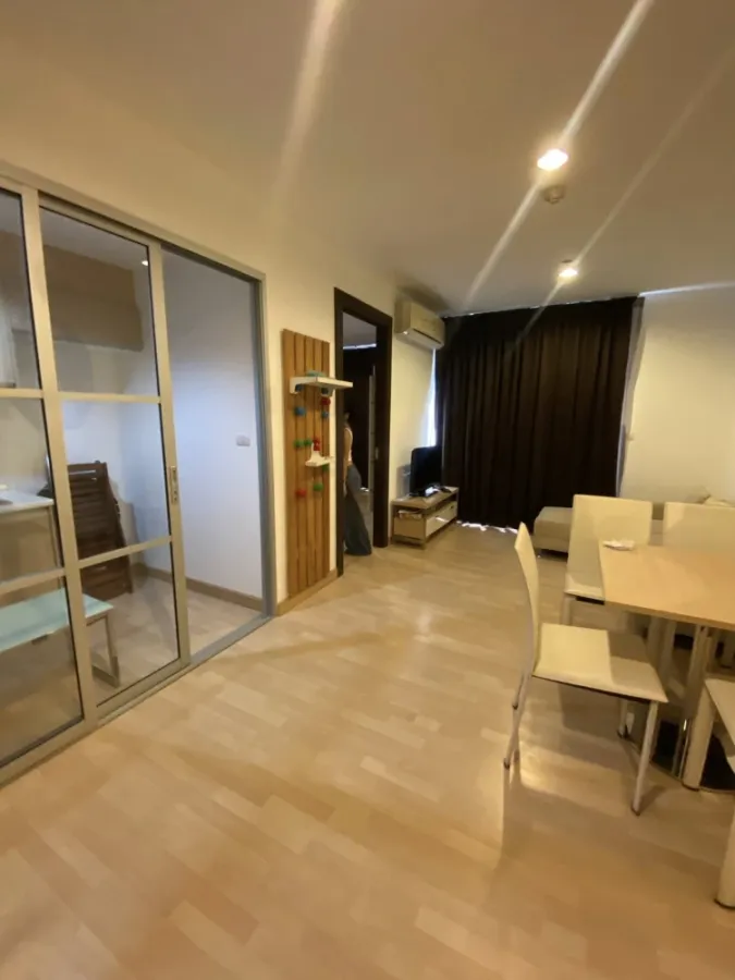 For rent: Rhythm Ratchada, 16th floor, great view facing the front of the condo, fully furnished, ready to move in.
