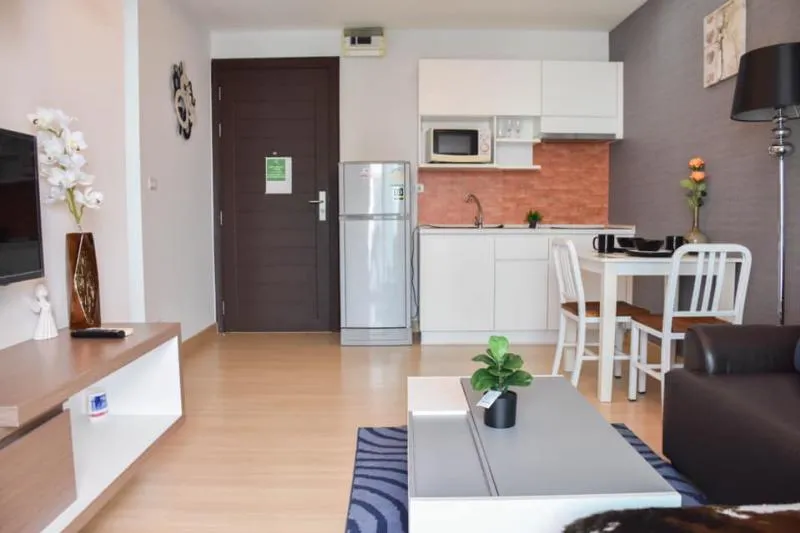 For rent, True Thonglor, condo, beautiful room, fully furnished, central Easy travel Get to know each other quickly.
