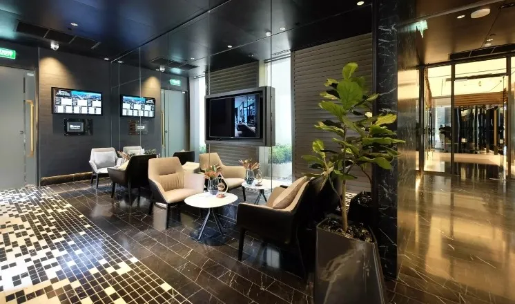 ขาย ให้เช่า คอนโด 28 ชิดลม ตกแต่งบิ้วอิน ระเบียงบานพับ กว้าง จองก่อน ได้อยู่ก่อนเลยจ้า