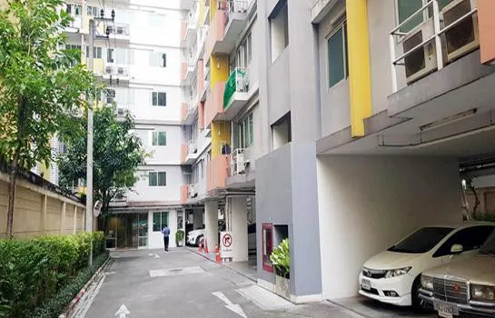ให้เช่า มายคอนโด สุขุมวิท 81 พร้อมเฟอร์นิเจอร์ สภาพห้องใหม่มาก จองเลย!