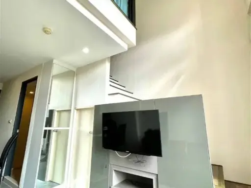 ขาย Beyond Sukhumvit ห้อง Duplex ชั้น 5 พื้นที่ใช้สอยเพียบ ตกแต่งอย่างดี พร้อมเข้าอยู่ จองเลย