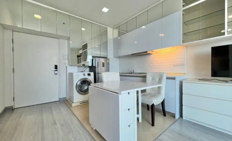 Condo for sale, Vantage Ratchavipha, high floor, beautiful view, fully furnished, near BTS Ratchayothin.