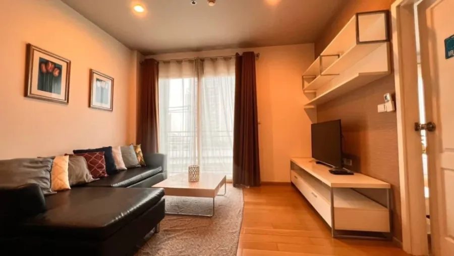 🏢 ขายและให้เช่า คอนโด ไฮฟ์ แอท สาทร ทำเลพรีเมียม ย่านสาทร