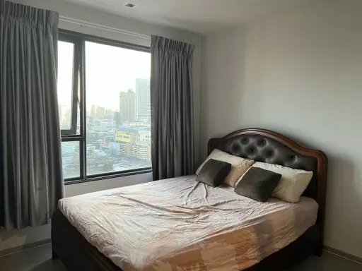 For rent or sell: Life Ladprao, a lovely room with full furnishings, located on a high floor. Spacious and ideal, book now!