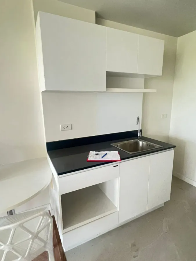 ขาย We Condo มีเฟอร์นิเจอร์ modernform ติดแอร์แล้ว อยู่ในทำเลที่สะดวกสบายในการเดินทาง ห้ามพลาด