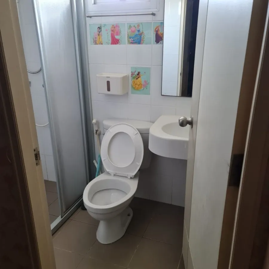 For rent, Lumpini Ville On Nut-Lat Krabang, with wallpaper in the whole room, very nice. If interested, hurry up and reserve now.