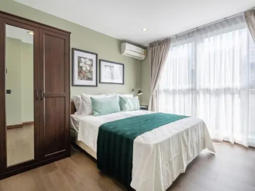 For rent / quick sale, The Niche Sukhumvit 49, beautiful room, fully furnished. Fully furnished, good location, quiet, suitable for relaxing. Hurry and grab it. images