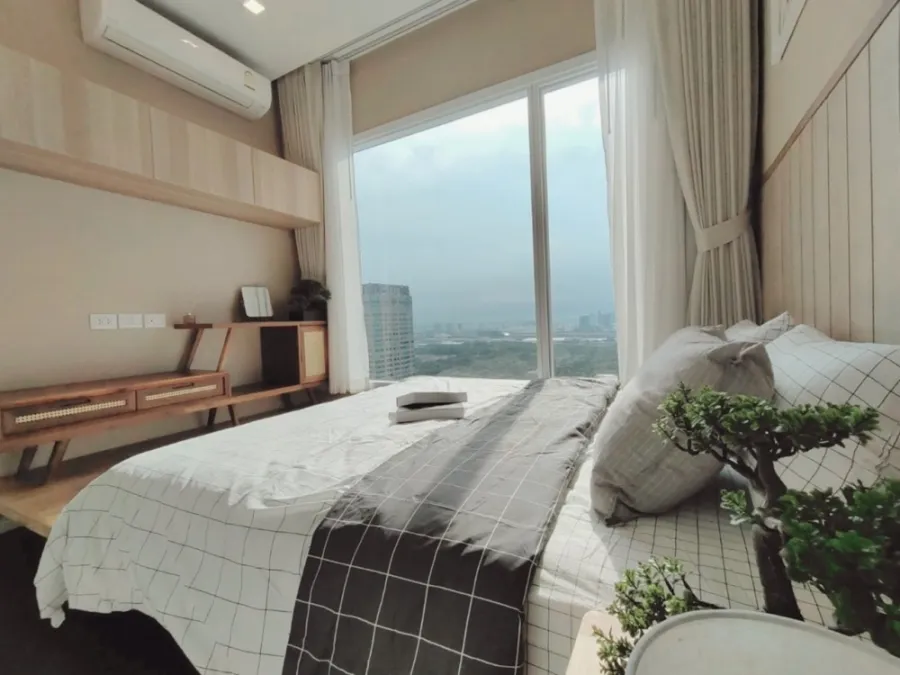 For sale The Saint Residences ห้องแต่งน่าอยู่ พร้อม Built in อย่างดี ราคาอย่างคุ้ม รีบมาจับจองเลย