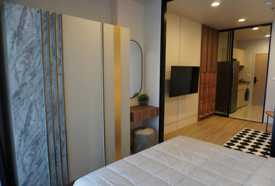 For rent: Culture Thonglor, fully furnished room, ready to move in. If interested, hurry and reserve now. Don't miss out! Urgent!