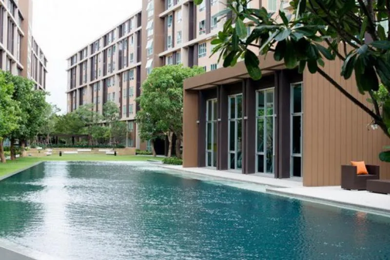 ให้เช่า D condo campus SANSIRI ธรรมศาสตร์ รังสิต (ดี คอนโด รังสิต) เฟส 1 ให้เช่า ห้องมุม วิวสระ-สวน 