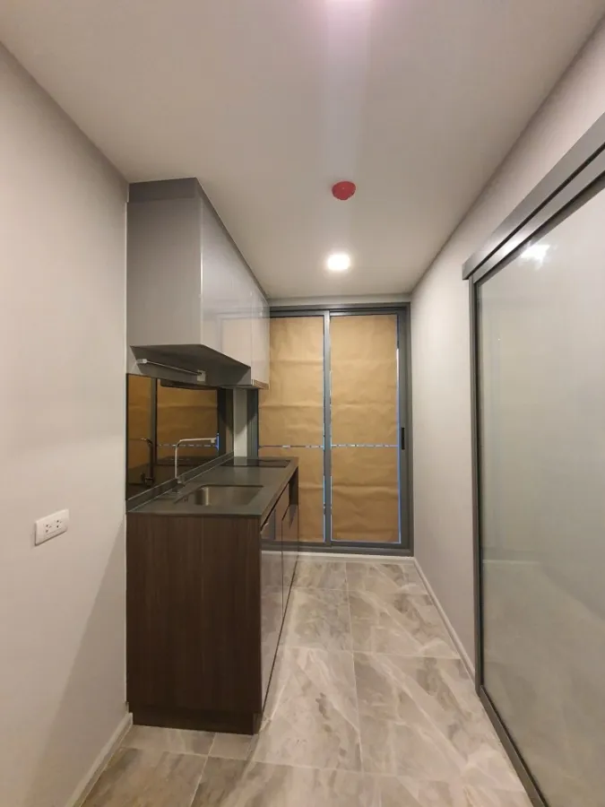 Come on, empty room, One Bed Plus, very wide, don't miss the decoration line, book now at Quintara Phume Sukhumvit 39 for sale.
