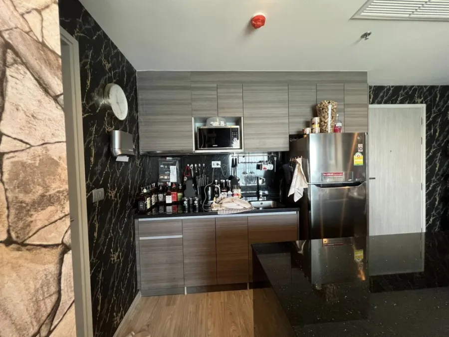 ให้เช่า Aeras Condo ชั้น 18 มองเห็นวิวทะเลจอมเทียน ขนาดใหญ่ ห้องมุมเป็นส่วนตัวมาก ห้ามพลาดจองเลย