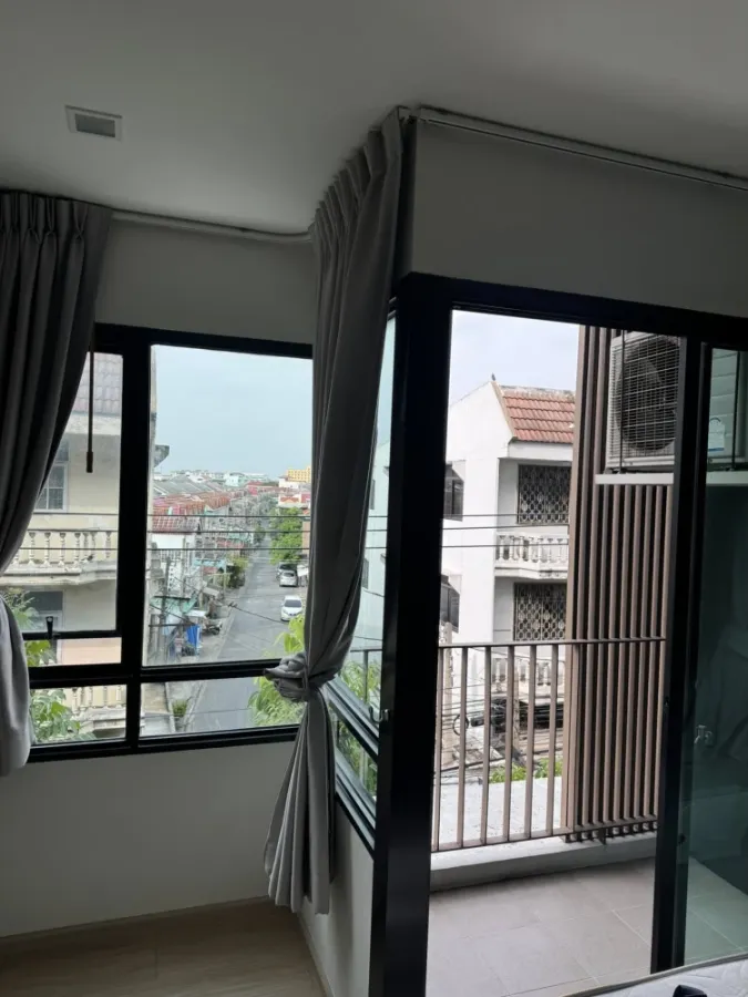 For sale: Wynn Condo Phaholyothin 52, 1 bedroom, 1 bathroom, fully furnished, building view, reserve now.
